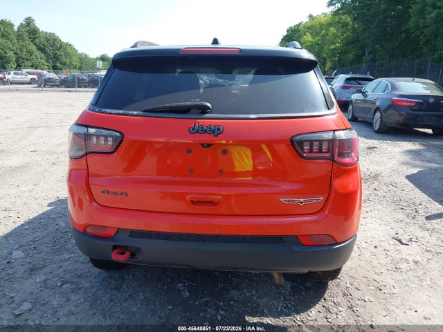 45648851 :رقم المزاد ، 3C4NJDDB0JT255614 vin ، 2018 Jeep Compass Trailhawk 4x4 مزاد بيع
