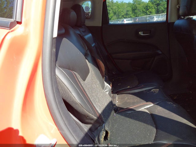 45648851 :رقم المزاد ، 3C4NJDDB0JT255614 vin ، 2018 Jeep Compass Trailhawk 4x4 مزاد بيع