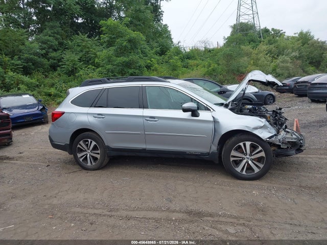 Продажа на аукционе авто 2018 Subaru Outback 2.5i Limited, vin: 4S4BSAKC4J3352364, номер лота: 45648865