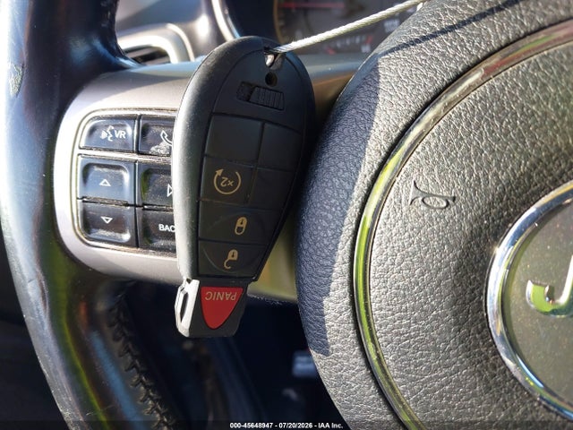 2011 Jeep Grand Cherokee Limited მანქანა იყიდება აუქციონზე, vin: 1J4RR5GG0BC714672, აუქციონის ნომერი: 45648947