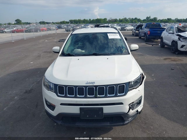 45648968 :رقم المزاد ، 3C4NJDBB5HT657335 vin ، 2017 Jeep Compass Latitude مزاد بيع