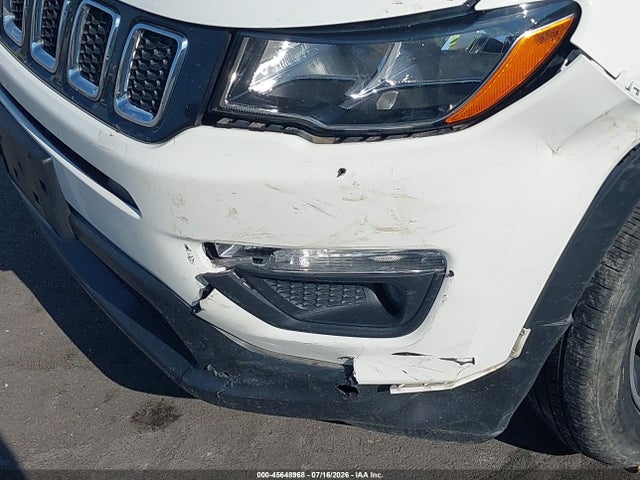 45648968 :رقم المزاد ، 3C4NJDBB5HT657335 vin ، 2017 Jeep Compass Latitude مزاد بيع