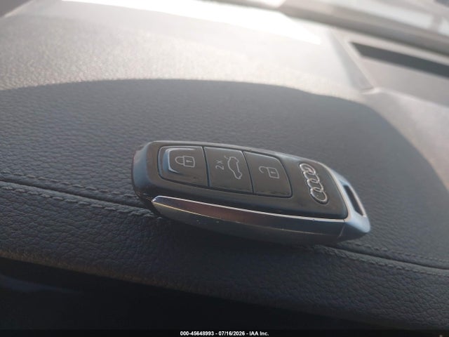 45648993 :رقم المزاد ، WAUL2AF21KN106482 vin ، 2019 Audi A6 55 Premium مزاد بيع