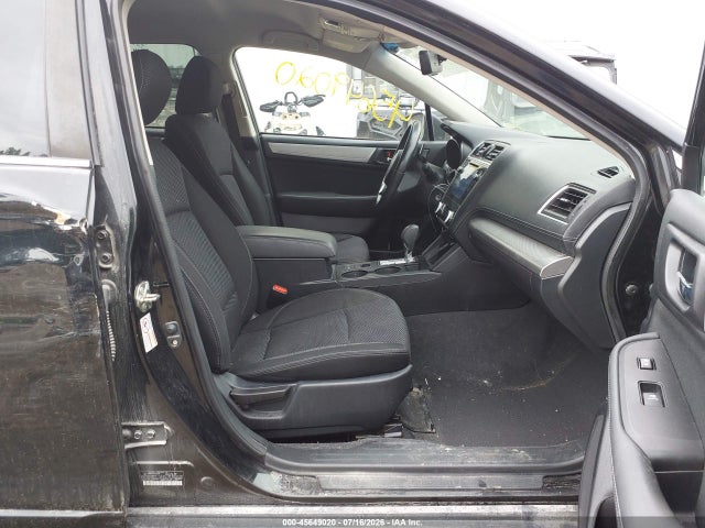 45649020 :رقم المزاد ، 4S4BSAFC4K3275202 vin ، 2019 Subaru Outback 2.5i Premium مزاد بيع