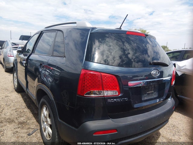 2011 Kia Sorento Lx მანქანა იყიდება აუქციონზე, vin: 5XYKT4A13BG104381, აუქციონის ნომერი: 45649024