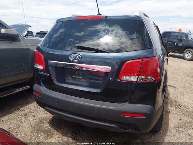 2011 Kia Sorento Lx მანქანა იყიდება აუქციონზე, vin: 5XYKT4A13BG104381, აუქციონის ნომერი: 45649024