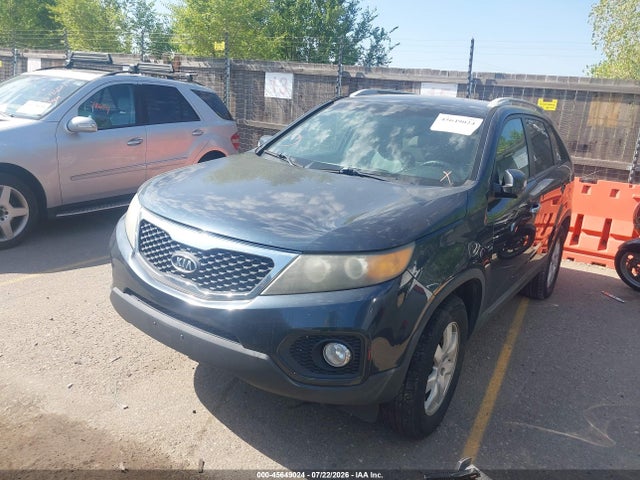 2011 Kia Sorento Lx მანქანა იყიდება აუქციონზე, vin: 5XYKT4A13BG104381, აუქციონის ნომერი: 45649024