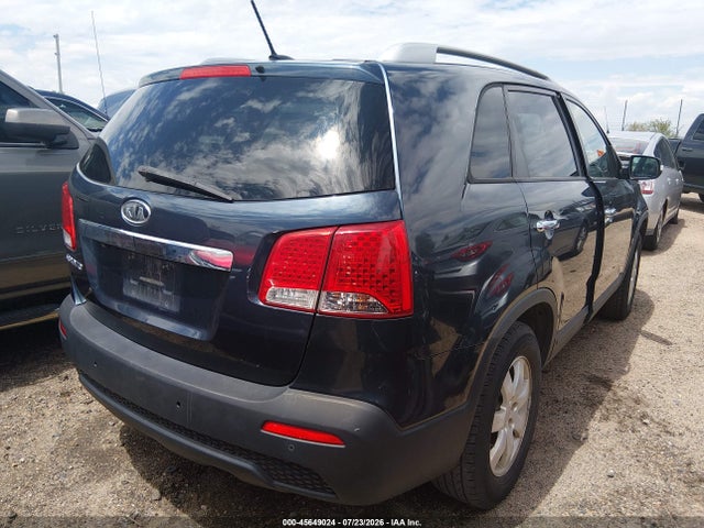 2011 Kia Sorento Lx მანქანა იყიდება აუქციონზე, vin: 5XYKT4A13BG104381, აუქციონის ნომერი: 45649024