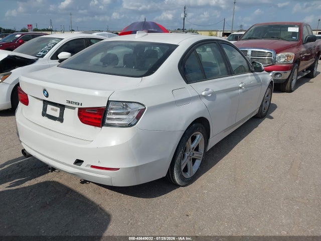 2013 Bmw 328i მანქანა იყიდება აუქციონზე, vin: WBA3C1C57DK104851, აუქციონის ნომერი: 45649032