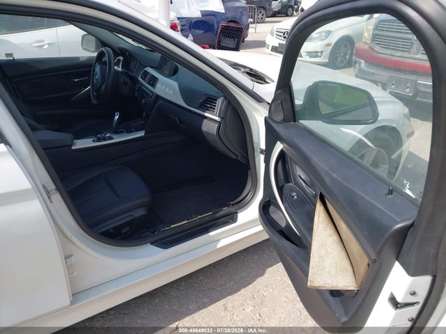 2013 Bmw 328i მანქანა იყიდება აუქციონზე, vin: WBA3C1C57DK104851, აუქციონის ნომერი: 45649032