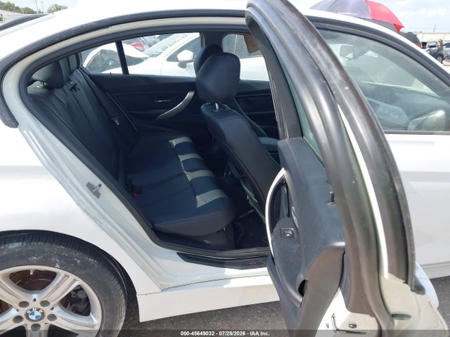 2013 Bmw 328i მანქანა იყიდება აუქციონზე, vin: WBA3C1C57DK104851, აუქციონის ნომერი: 45649032