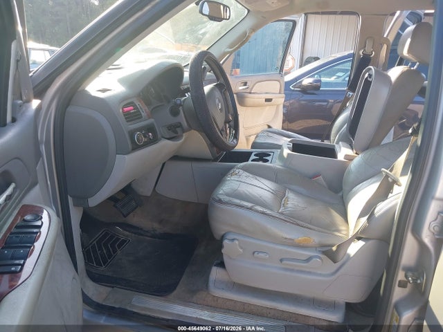 45649062 :رقم المزاد ، 1GNFC13J48R183896 vin ، 2008 Chevrolet Tahoe Lt مزاد بيع