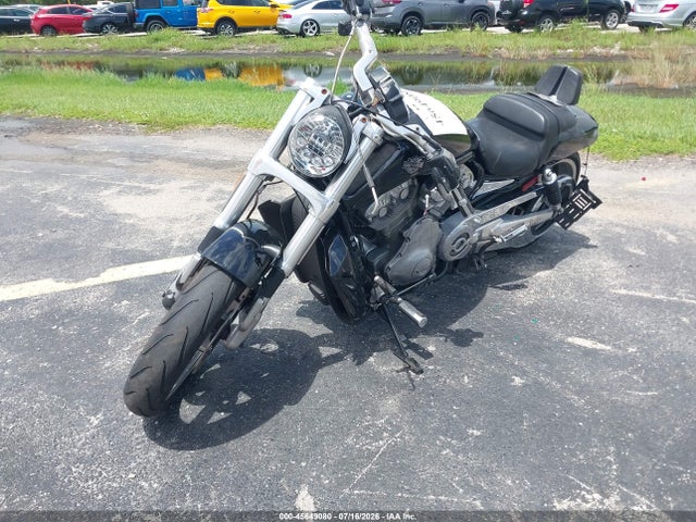 2013 Harley-davidson Vrscf Vrod Muscle მანქანა იყიდება აუქციონზე, vin: 1HD1HPH19DC806389, აუქციონის ნომერი: 45649080