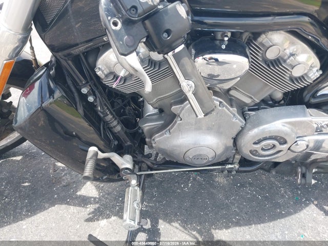 2013 Harley-davidson Vrscf Vrod Muscle მანქანა იყიდება აუქციონზე, vin: 1HD1HPH19DC806389, აუქციონის ნომერი: 45649080