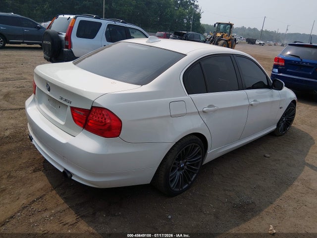 45649100 :رقم المزاد ، WBAPM5C53BE576577 vin ، 2011 Bmw 335i مزاد بيع