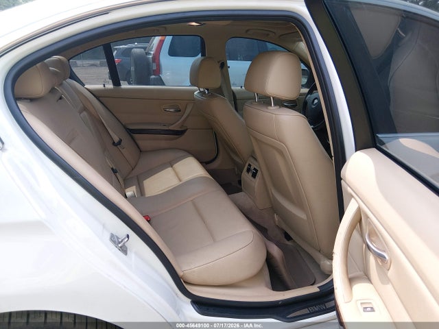 45649100 :رقم المزاد ، WBAPM5C53BE576577 vin ، 2011 Bmw 335i مزاد بيع