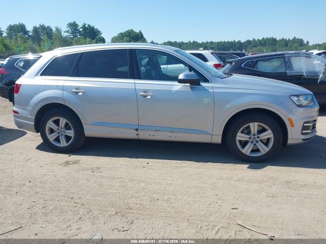 45649101 :رقم المزاد ، WA1LHAF77KD018565 vin ، 2019 Audi Q7 45 Premium/45 Se Premium مزاد بيع