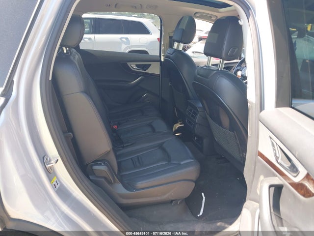 45649101 :رقم المزاد ، WA1LHAF77KD018565 vin ، 2019 Audi Q7 45 Premium/45 Se Premium مزاد بيع