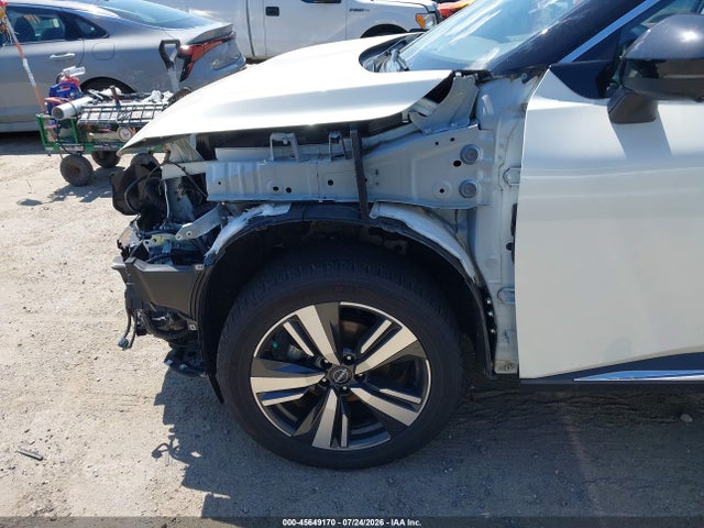 JN8BT3CB3PW186028 Nissan Rogue Sl Intelligent Awd