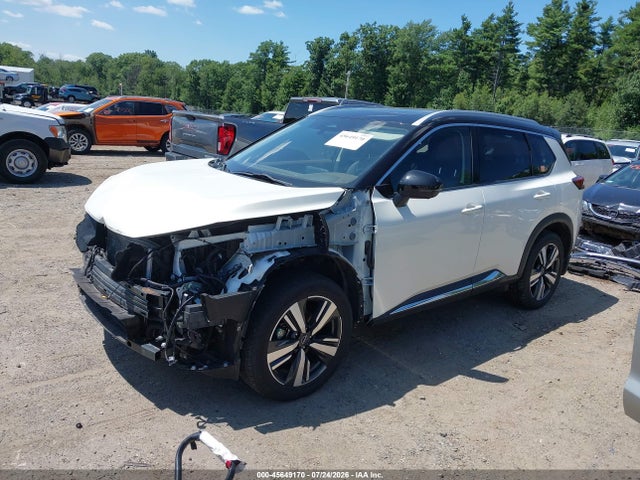JN8BT3CB3PW186028 Nissan Rogue Sl Intelligent Awd