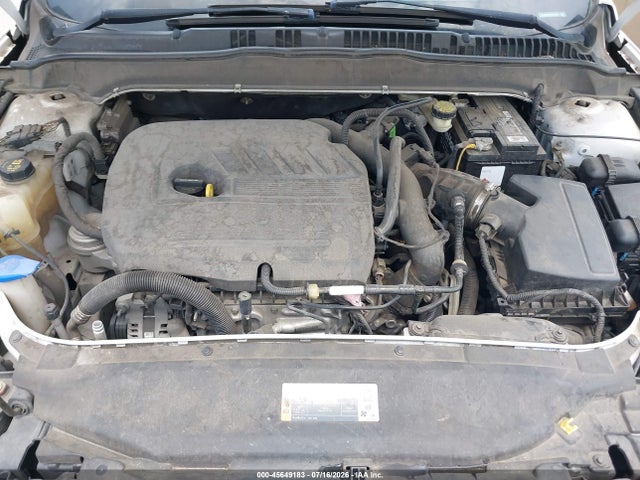 1FA6P0HD9G5132951 Ford FUSION SE