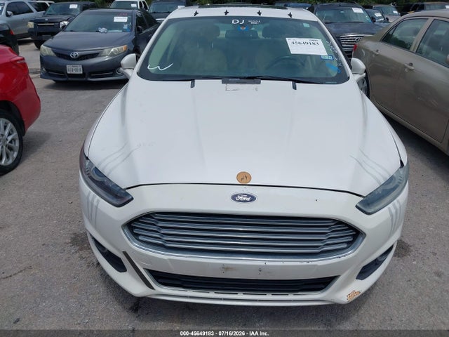 1FA6P0HD9G5132951 Ford FUSION SE