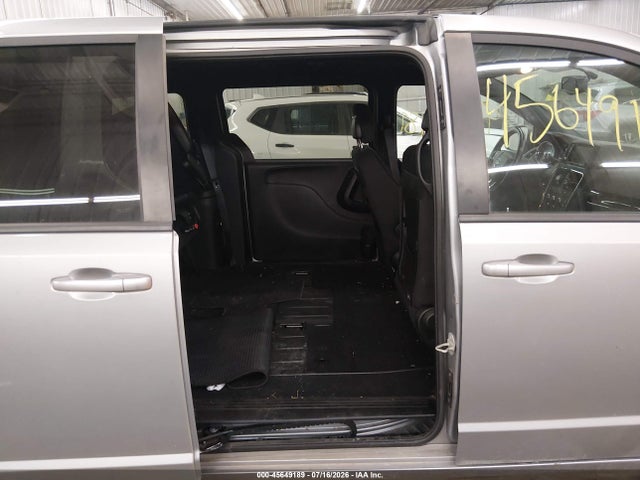 45649189 :رقم المزاد ، 2C4RDGBG8JR170242 vin ، 2018 Dodge Grand Caravan Se Plus مزاد بيع