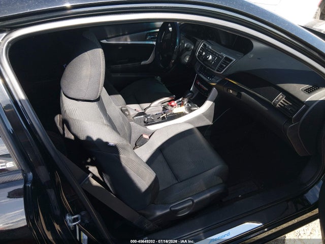 45649202 :رقم المزاد ، 1HGCT1B31EA012985 vin ، 2014 Honda Accord Lx-s مزاد بيع