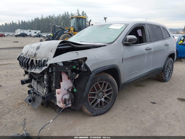 Jeep Cherokee Sport 2015 1C4PJLAB2FW637068 Image 2