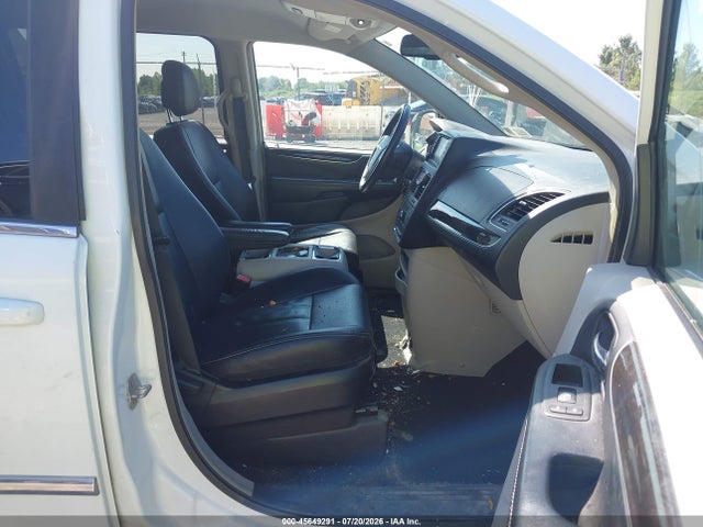 45649291 :رقم المزاد ، 2C4RC1BG7GR187347 vin ، 2016 Chrysler Town & Country Touring مزاد بيع
