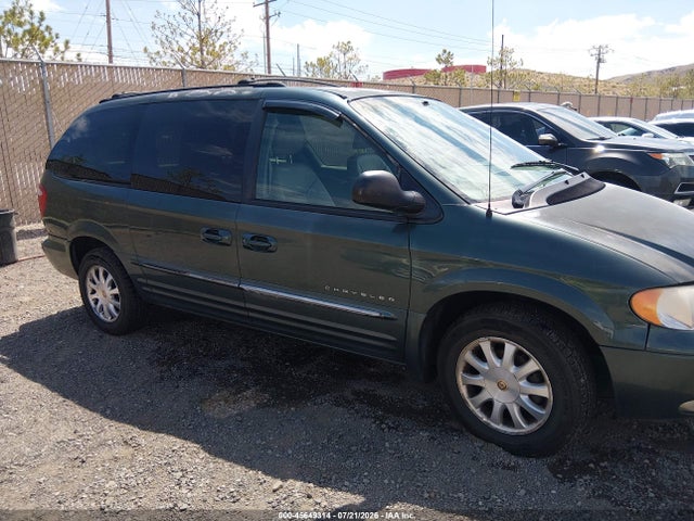 Aukcja sprzedaży 2001 Chrysler Town & Country Lxi, vin: 2C8GP54L41R125813, numer aukcji: 45649314