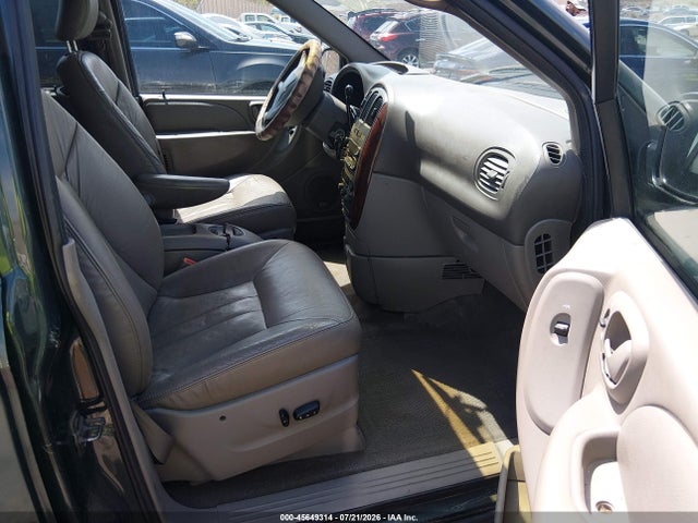 Aukcja sprzedaży 2001 Chrysler Town & Country Lxi, vin: 2C8GP54L41R125813, numer aukcji: 45649314