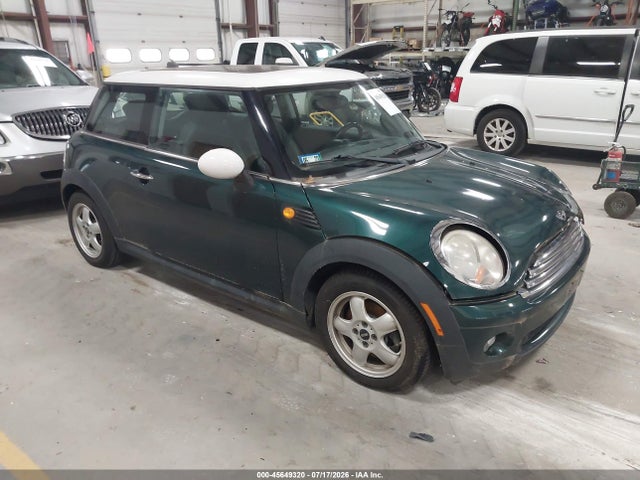 Продаж на аукціоні авто 2010 Mini Cooper, vin: WMWMF3C52ATZ66551, номер лоту: 45649320