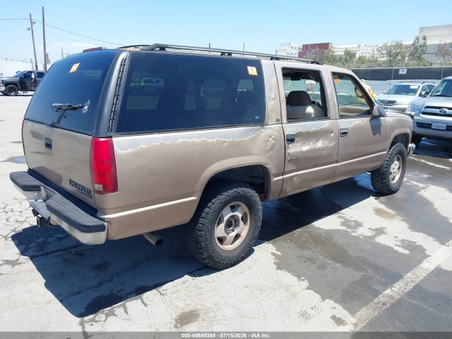 45649359 :رقم المزاد ، 1GNFK16K9SJ367678 vin ، 1995 Chevrolet Suburban K1500 مزاد بيع