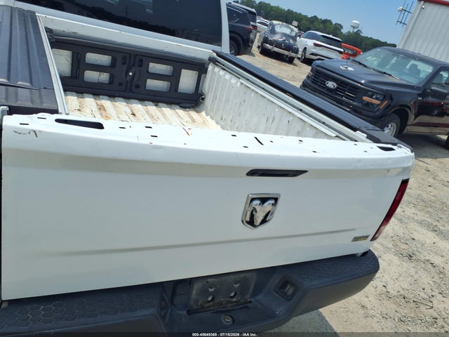 Продажа на аукционе авто 2017 Ram 1500 Tradesman  4x2 6'4 Box, vin: 1C6RR6FG6HS835810, номер лота: 45649365