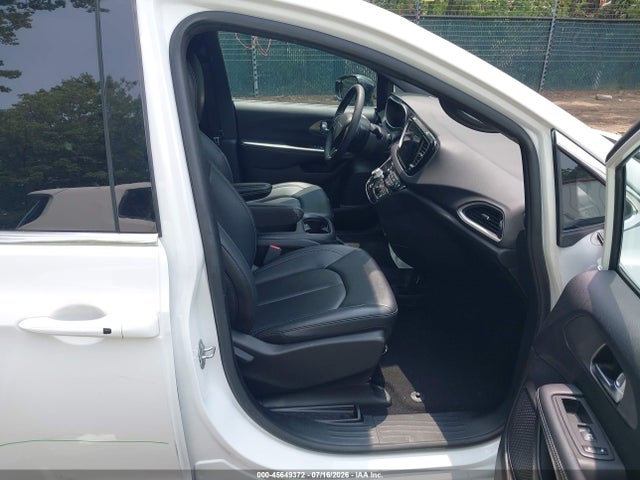 Продажа на аукционе авто 2025 Chrysler Pacifica Select, vin: 2C4RC1BG3SR556181, номер лота: 45649372