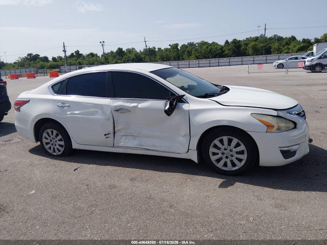 Продажа на аукционе авто 2015 Nissan Altima 2.5 S, vin: 1N4AL3AP2FN866826, номер лота: 45649398