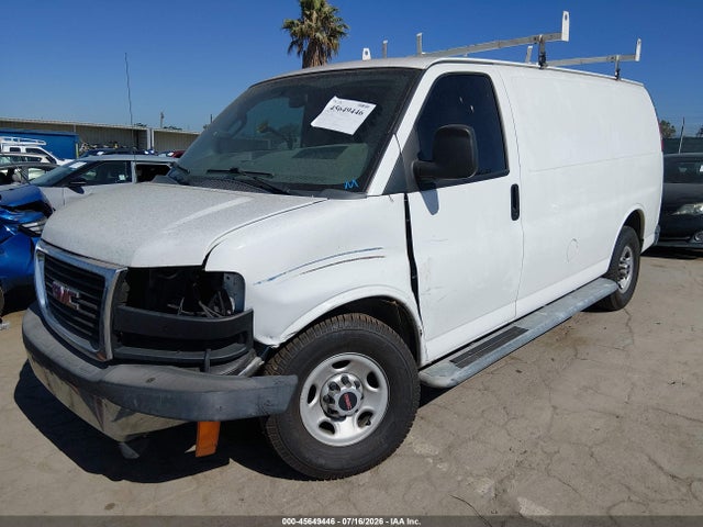 GMC Savana 2500 Work Van 2016 1GTW7AFF5G1903224 Image 2