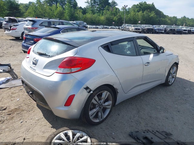 Hyundai Veloster Value Edition 2017 KMHTC6AD1HU321750 Image 4