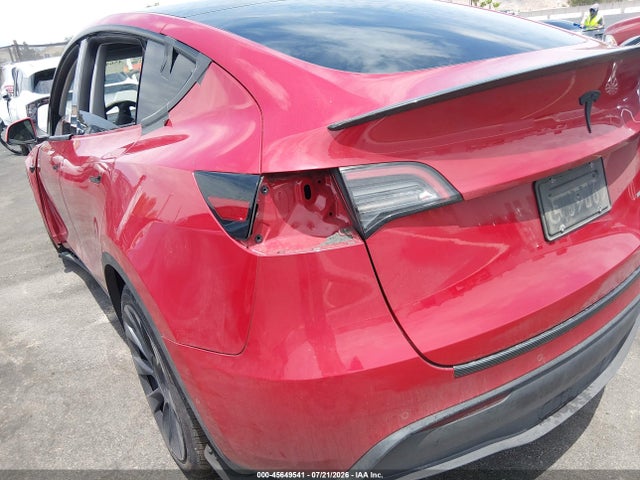 Продаж на аукціоні авто 2022 Tesla Model Y Long Range Dual Motor All-wheel Drive, vin: 7SAYGAEE9NF396854, номер лоту: 45649541