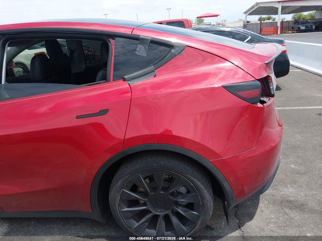 Продаж на аукціоні авто 2022 Tesla Model Y Long Range Dual Motor All-wheel Drive, vin: 7SAYGAEE9NF396854, номер лоту: 45649541