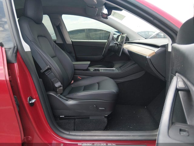 Продаж на аукціоні авто 2022 Tesla Model Y Long Range Dual Motor All-wheel Drive, vin: 7SAYGAEE9NF396854, номер лоту: 45649541