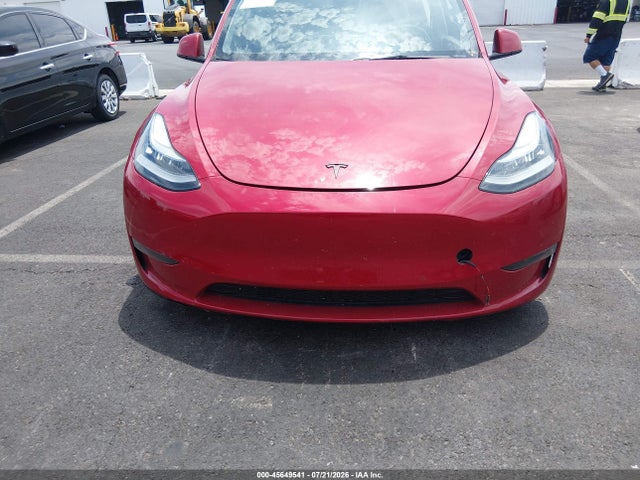 Продаж на аукціоні авто 2022 Tesla Model Y Long Range Dual Motor All-wheel Drive, vin: 7SAYGAEE9NF396854, номер лоту: 45649541