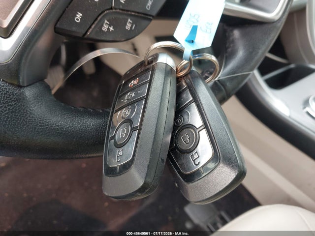 45649561 :رقم المزاد ، 3FA6P0T95HR226469 vin ، 2017 Ford Fusion Se مزاد بيع