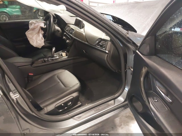 2015 Bmw 328i Xdrive მანქანა იყიდება აუქციონზე, vin: WBA3B3G56FNT17087, აუქციონის ნომერი: 45649565