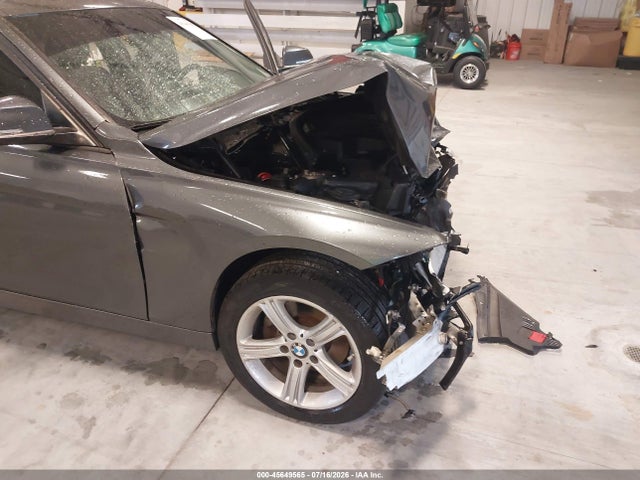 2015 Bmw 328i Xdrive მანქანა იყიდება აუქციონზე, vin: WBA3B3G56FNT17087, აუქციონის ნომერი: 45649565