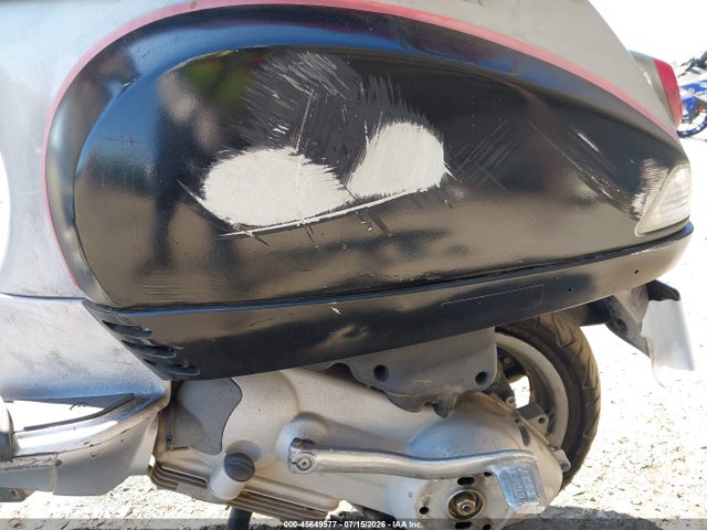 2006 Vespa Lx 150 მანქანა იყიდება აუქციონზე, vin: ZAPM448F465001295, აუქციონის ნომერი: 45649577