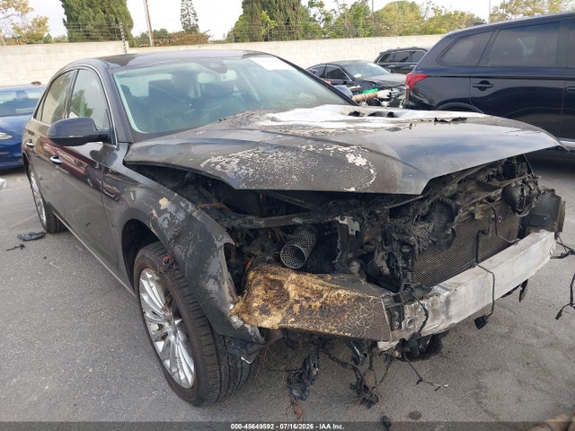 Audi A8 L 4.0t 2015 WAU32AFDXFN031241 Image 13
