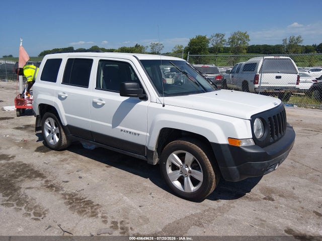2015 Jeep Patriot Latitude მანქანა იყიდება აუქციონზე, vin: 1C4NJRFB0FD304320, აუქციონის ნომერი: 45649628