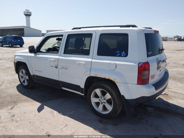 2015 Jeep Patriot Latitude მანქანა იყიდება აუქციონზე, vin: 1C4NJRFB0FD304320, აუქციონის ნომერი: 45649628